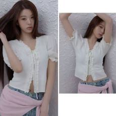 批发张元英<b class='q'>明星</b>同款白色木耳边系带v领泡泡袖夏季甜美短袖衬衫女上衣