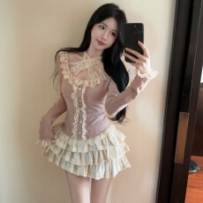 批发实价实拍假两件<b class='q'>蕾丝</b>打底木耳边百搭挂脖T恤+蛋糕半身裙<b class='q'>两件套</b>