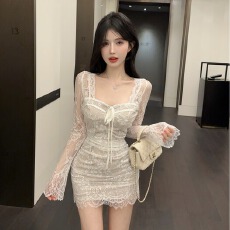 批发<b class='q'>实拍</b>实价蕾丝方领长袖气质女连衣裙修身内搭纯欲包臀短裙