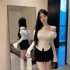 批发实拍实价纯欲白色荷叶边显瘦一字肩喇叭袖上衣收腰修身别致打底衫