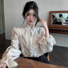 批发实价实拍法式纯欲风<b class='q'>蕾丝</b>花边拼接衬衫女冬季宫廷风衬衣<b class='q'>打底衫</b>上衣