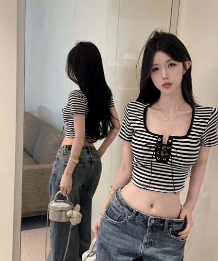 정가 실사 Chic 레이스업 긍정적 인 어깨 u 칼라 반팔 티셔츠 여성 여름 순수한 욕망 섹시함 몸매 가꾸기 쇼트 스타일 쇄골 맨위