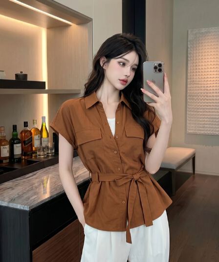 정가 실사 POLO 칼라 페이크 레이어드 반팔 여성 셔츠 여름 한 부서 품격 허리 수축 배색 패치워크 맨위