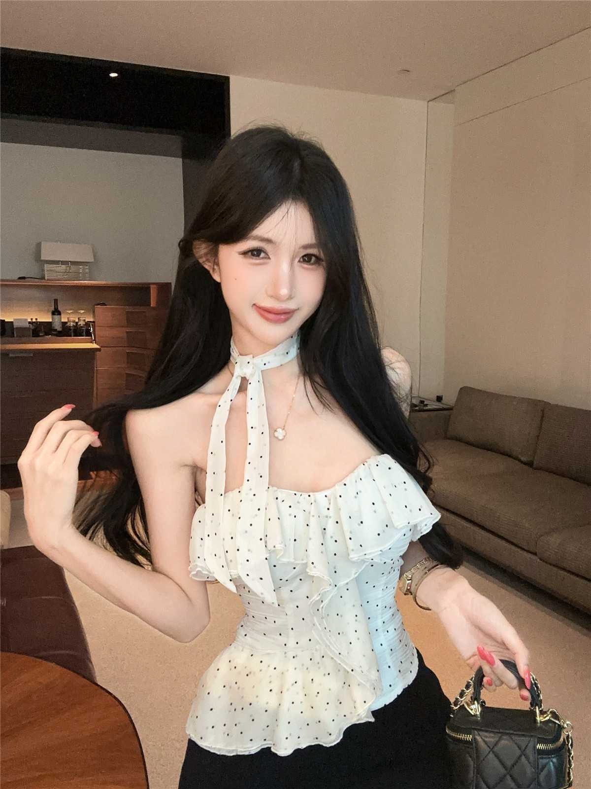 실사 프랑스식 화이트 도트 무늬 프릴 오프숄더 맨위 순수한 욕망 디자인 센스 오프숄더 튜브탑 조끼