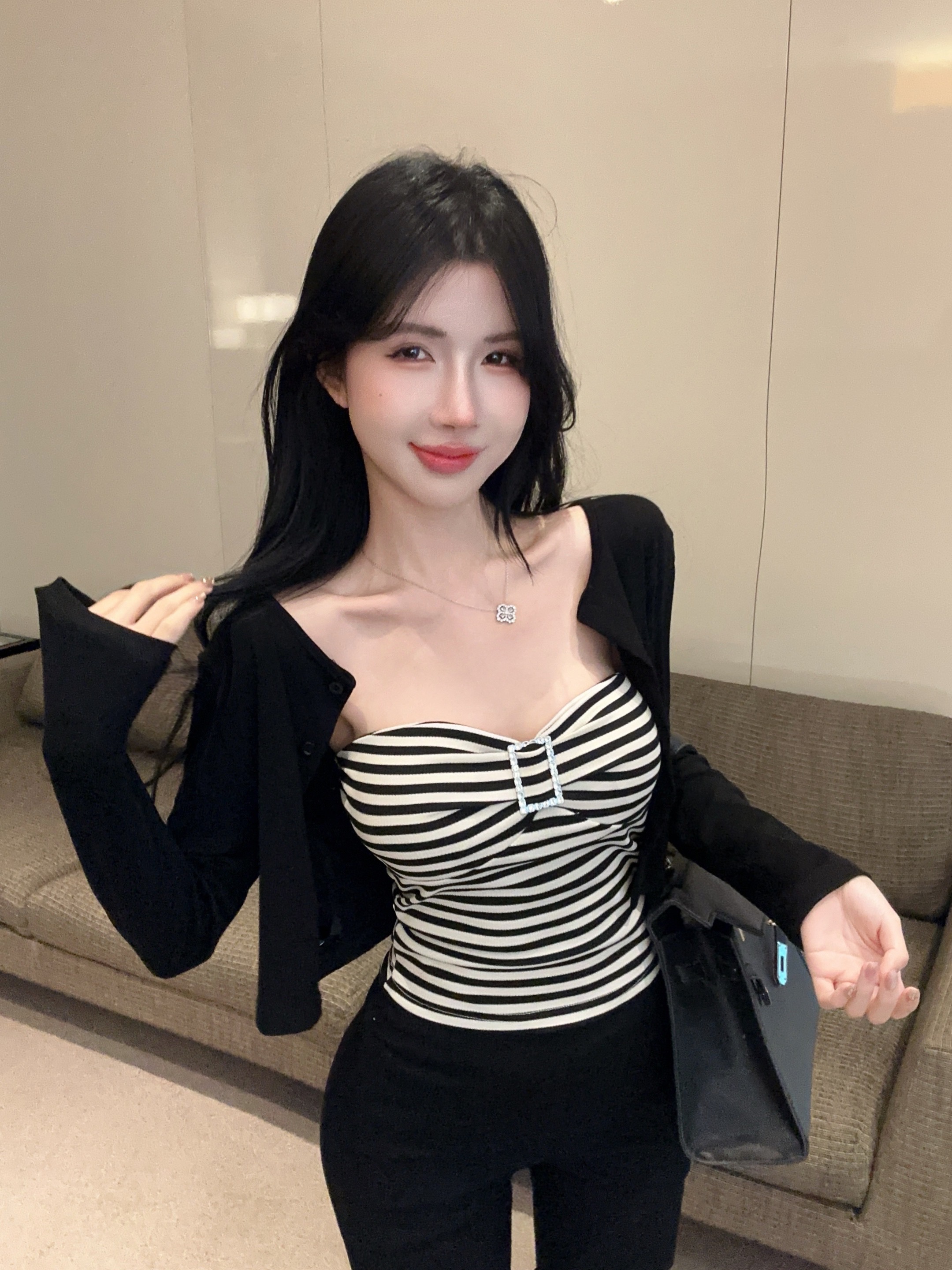 BY28560# 辣妹短款长袖开衫外套上衣女秋季抹胸背心两件套 服裝批發女裝批發服飾貨源