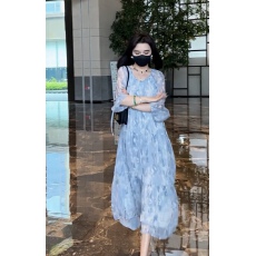 孕妇装宽松大码中长款海边度假裙夏季新款宽松圆领显瘦印花连衣裙