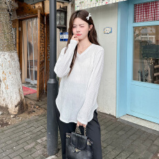 批发实拍孕妇装秋<b class='q'>冬</b>新款孕妇V领上衣