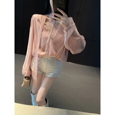 批发实拍实价 V领蕾丝花边拼<b class='q'>雪纺</b>法式飘带小衫上衣短<b class='q'>裤</b>女秋时尚套装