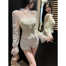 批发实拍实价 复古网纱拼接蕾丝<b class='q'>波点</b><b class='q'>衬衫</b>短款上衣短裤女春套装