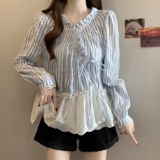 批发浅蓝色条纹V领衬衫女2026新款早春<b class='q'>大码</b>胖mm显瘦荷叶边娃娃衫上衣