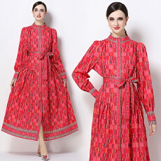 批发实拍新款-时尚百搭大码显瘦定位印花<b class='q'>连衣裙</b>