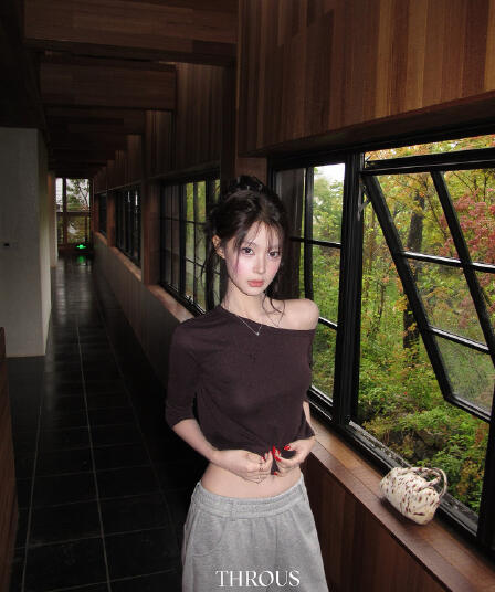 2026 새로운 시간 아직 없습니다. 명중 셔츠 라이 경기 서울 비스듬한 어깨 루즈핏 반소매 티셔츠 여성 여름 캐주얼 맨위