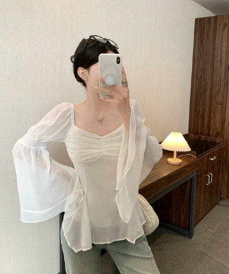 실사 2026 새로운 아니요 명중 셔츠 광장 칼라 펌프 Pleat 나팔 소매 프릴 시폰 셔츠 여성 부드러운 맨위