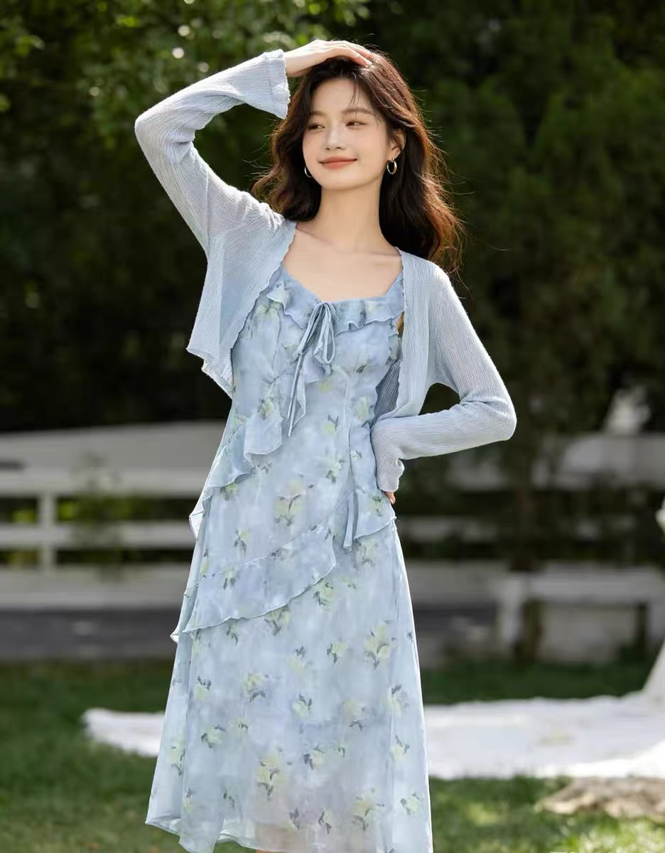 2026 새로운 부드러운 바람 꽃무늬 드레스 쇼트 스타일 오픈 가디건 투피스 세트 디스플레이 화이트 다용도 여행 사진 찍기 거울