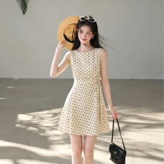 批发特别漂亮掐腰小裙子女夏法式夏日绝美波点绝美不撞款<b class='q'>连衣裙</b>