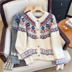 批发复古费尔岛提花毛衣外套<b class='q'>女</b>秋冬季大码胖mm软糯慵懒风毛织<b class='q'>开衫</b>上衣