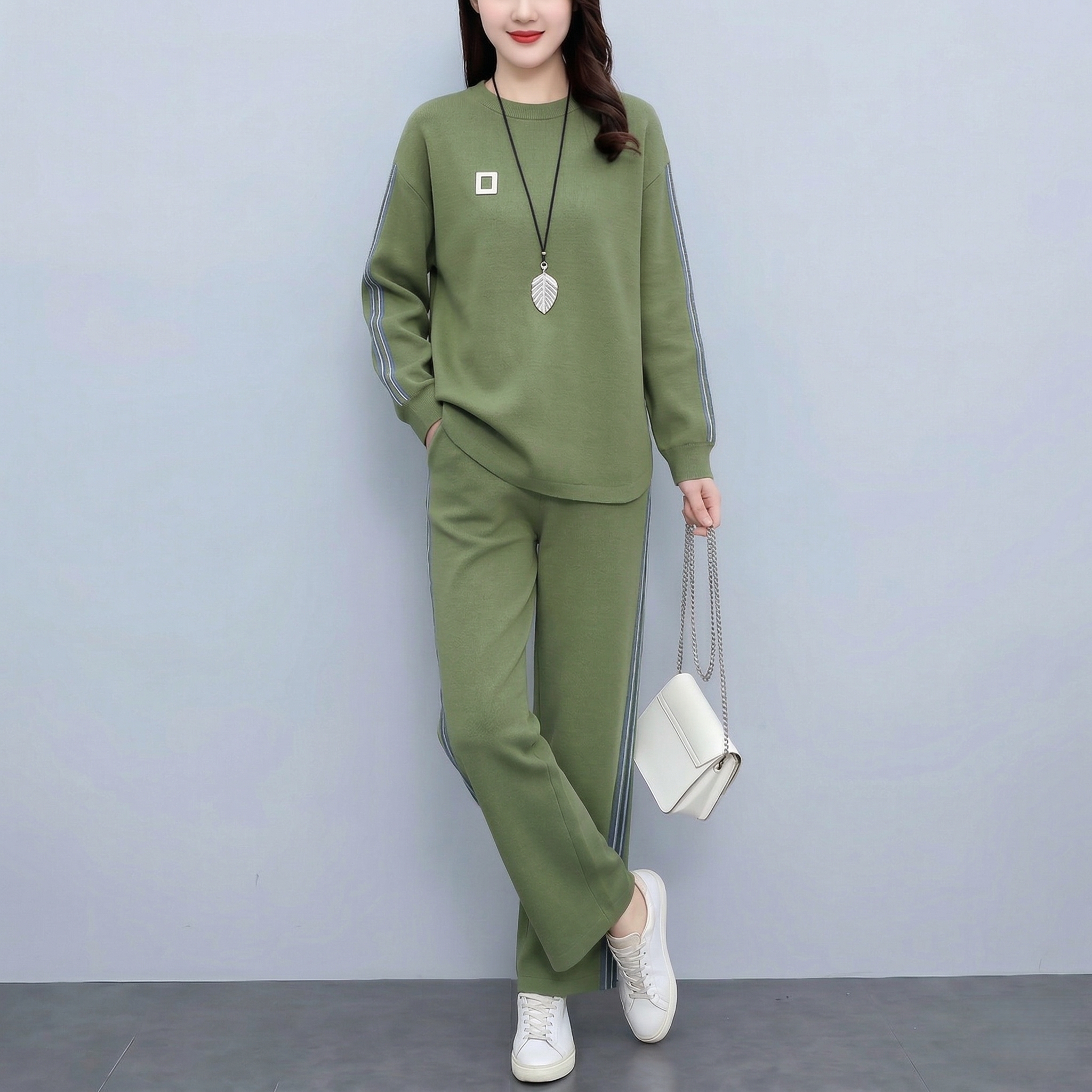있음 선적 실사 패션 연령 감소 측면 스트라이프 라운드 넥 후드티 허리밴드 스트레이트 웨이 바지 운동 투피스 세트