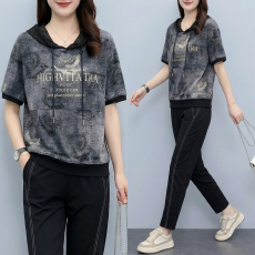 批发实拍夏季新款时尚女装飞马烫钻字母个性短袖<b class='q'>套装</b>
