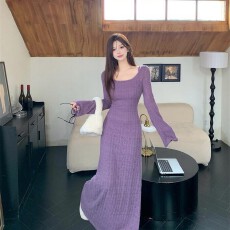 批发法式针织气质连衣<b class='q'>裙子</b>秋冬2025新款高级感性感包臀长裙搭配一整套