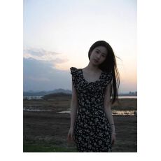 批发黑色碎花<b class='q'>连衣裙</b>女夏季新款茶歇桔梗法式<b class='q'>复古</b>中长款无袖荷叶边长裙