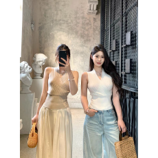 批发韩系辣妹风V领<b class='q'>无袖</b>针织衫背心女春季新款收腰显瘦巨好看独特<b class='q'>上衣</b>