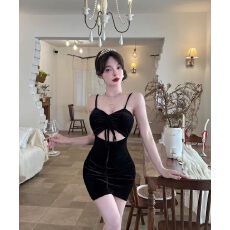 批发实拍低胸弹力金丝绒镂空包臀打底短款吊带<b class='q'>连衣裙</b>