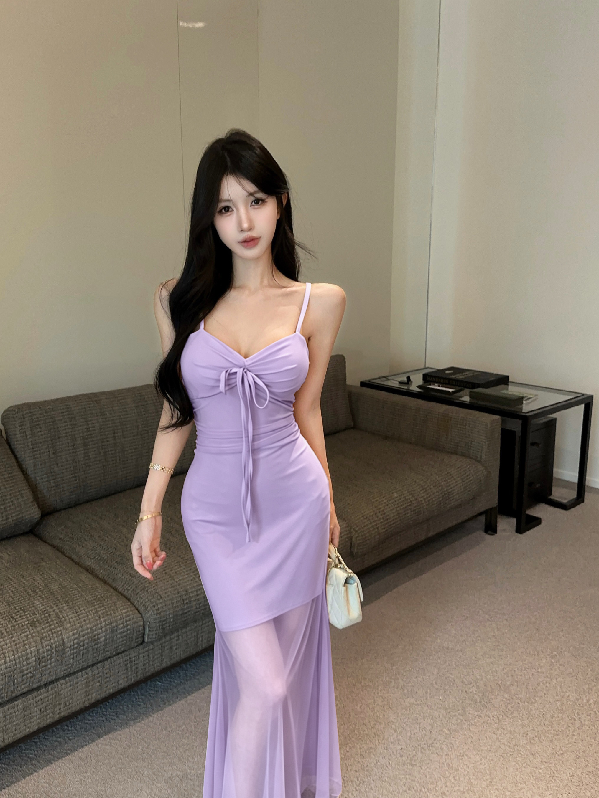 실사 섹시함 낮은 가슴 망사 슬립 드레스