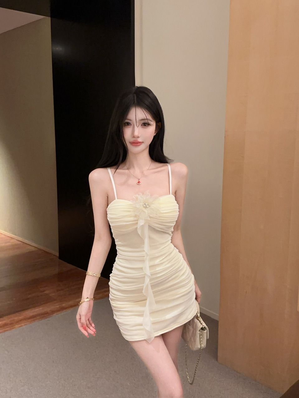 실사 섹시함 낮은 가슴 망사 쇼트 스타일 타이트 스커트 타이트 드레스