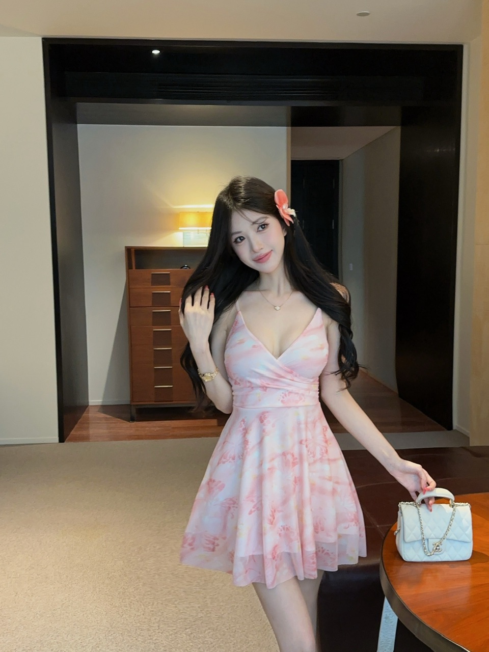 실사 섹시함 낮은 가슴 망사 프린트 슬립 A라인 스커트