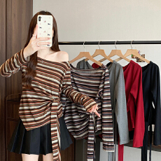 批发实拍2026<b class='q'>春</b>装新款胖mm大码女露肩斜领绑带纯欲不规则长袖上衣