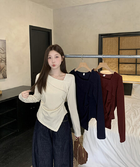 실사 2026 가을 의상 새로운 지방 mm 빅 사이즈 여성 패션 디자인 센스 비스듬한 칼라 불규칙 몸매 가꾸기 긴팔 동정