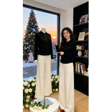 批发2025冬装新款胖mm大码<b class='q'>女</b>气质设计感圆领加绒加厚内搭打底上衣