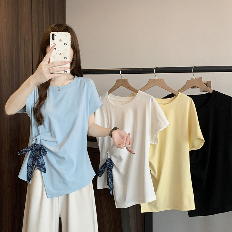 실사 2026 여름 드레스 새로운 지방 mm 빅 사이즈 여성 레저 라운드 넥 스카프 스트랩 불규칙 긍정적 인 어깨 반팔 티셔츠