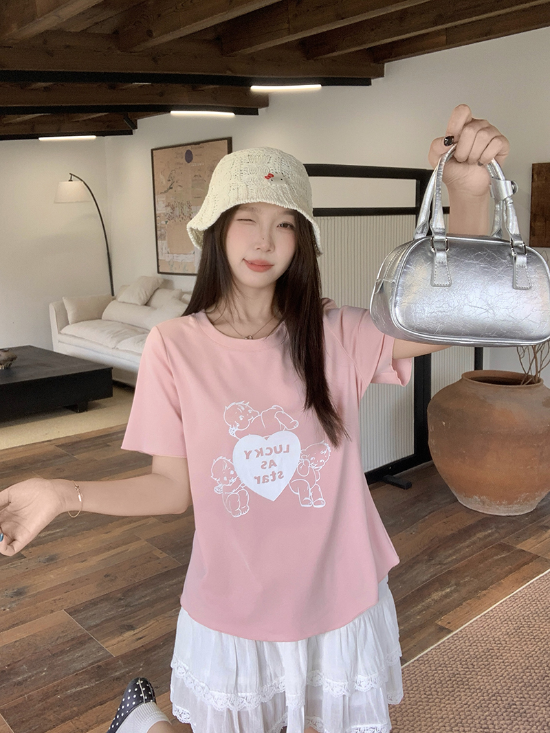 실사 2026 여름 드레스 새로운 지방 mm 빅 사이즈 여성 달콤함 만화 프린트 라운드 넥 곡선 긍정적 인 어깨 반팔 티셔츠