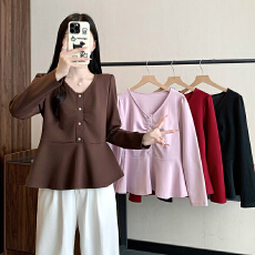 批发实拍2026秋装新款胖mm<b class='q'>大码</b>女<b class='q'>时尚</b>减龄v领拼接荷叶花边长袖上衣