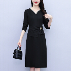 批发轻奢时尚优雅高贵洋气连衣裙2025秋冬新款高级感气质收腰显瘦<b class='q'>裙子</b>