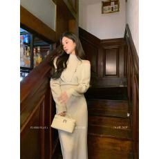 批发花花媛 理想欧尼 气质收腰针织连衣裙女<b class='q'>春</b>秋设计感露肩假两件长裙