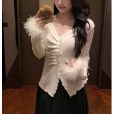 批发法式气质V领压褶<b class='q'>长袖</b>针织衫女春秋修身显瘦设计感打底别致小上衣