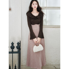 批发复古温柔风超好看一字肩针织拼接格子连衣裙漂亮独特掐腰裙子