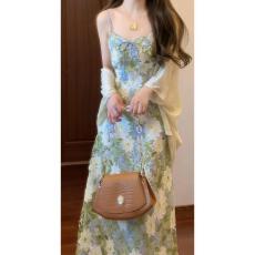 批发实拍夏季重工雏菊镂空水溶蕾丝<b class='q'>绣花</b><b class='q'>连衣裙</b>气质长裙&开衫两件套装