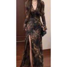 批发实拍法式复古印花长袖<b class='q'>连衣裙</b>一眼惊艳修身<b class='q'>开叉</b>显瘦<b class='q'>连衣裙</b>女春款