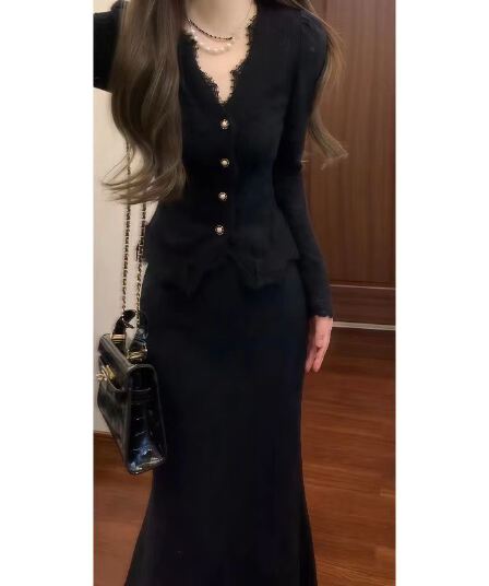 순수한 욕망 롱 스커트 작은 대중 섹시함 복숭아 심장 고리 광장 칼라 가을 겨울 여성 드레스 타이트 스커트 몸매 가꾸기 레이스 허리 수축 긴팔