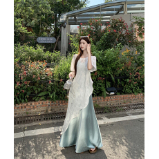 批发大码山茶薄荷夏季高级感百搭吊带<b class='q'>连衣裙</b>不规则<b class='q'>蕾丝</b>衫洋气穿搭套装