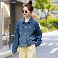 批发2026春夏新款时尚女款大口袋纽扣潮流工装长袖翻领牛仔上衣外套