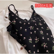 批发买手店专柜捡漏必入~法式黑色碎花吊带<b class='q'>连衣裙</b>女温柔风显瘦V领露背