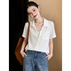 批发微胖大码女装时髦假两件设计感蕾丝拼接v领吊带短袖衬衫上衣