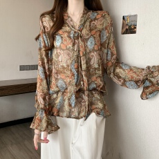 批发欧货飘带v领防晒衣长袖<b class='q'>衬衫</b>女夏季2026新款复古印花度假风上衣