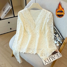 批发加绒加厚保暖<b class='q'>蕾丝</b>打底衫女装秋冬新款设计感长袖V领休闲内搭上衣