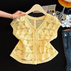 批发夏季钩花镂空V领背心马甲大码<b class='q'>胖</b>mm<b class='q'>显瘦</b>巨好看短款上衣外穿罩衫