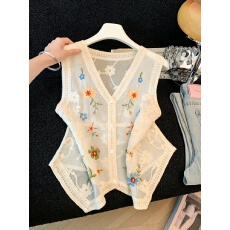 批发2026夏季女外搭无袖上衣度假风短款背心百搭绣花开衫单排扣马甲